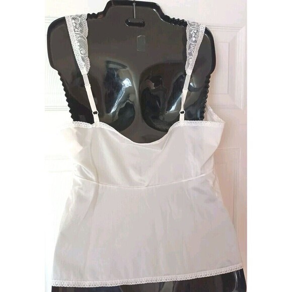 Bali Camisole Top Size 36 White Antron Nylon Lace Trim Satin Lingerie Vintage - Picture 3 of 7